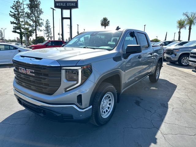 View vehicle photo 3