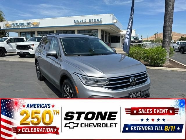 Silver 2024 Volkswagen Tiguan SUV / Crossover Front-Wheel Drive Automatic