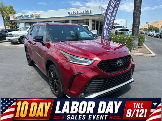  2023 Toyota Highlander XSE FWD   