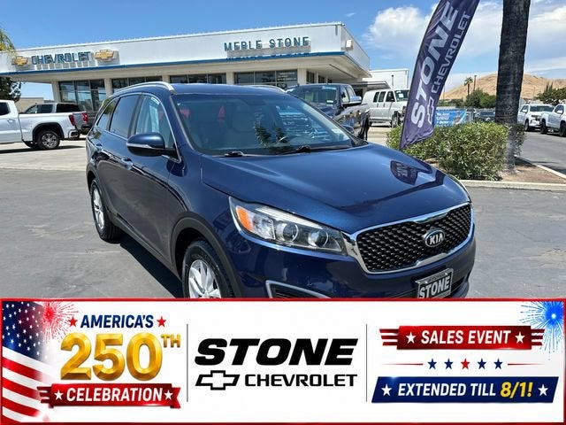  2017 Kia Sorento LX FWD   