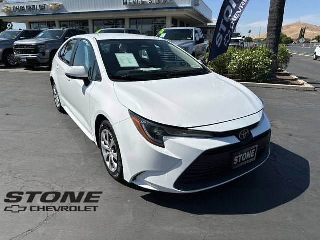  2024 Toyota Corolla LE FWD   