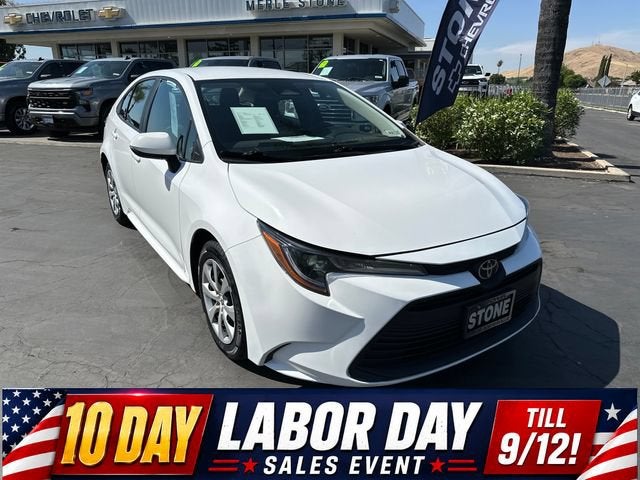 2024 Toyota Corolla Blanco Sedán Tracción delantera Automática