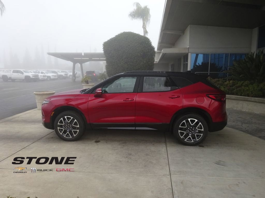 View vehicle photo 5