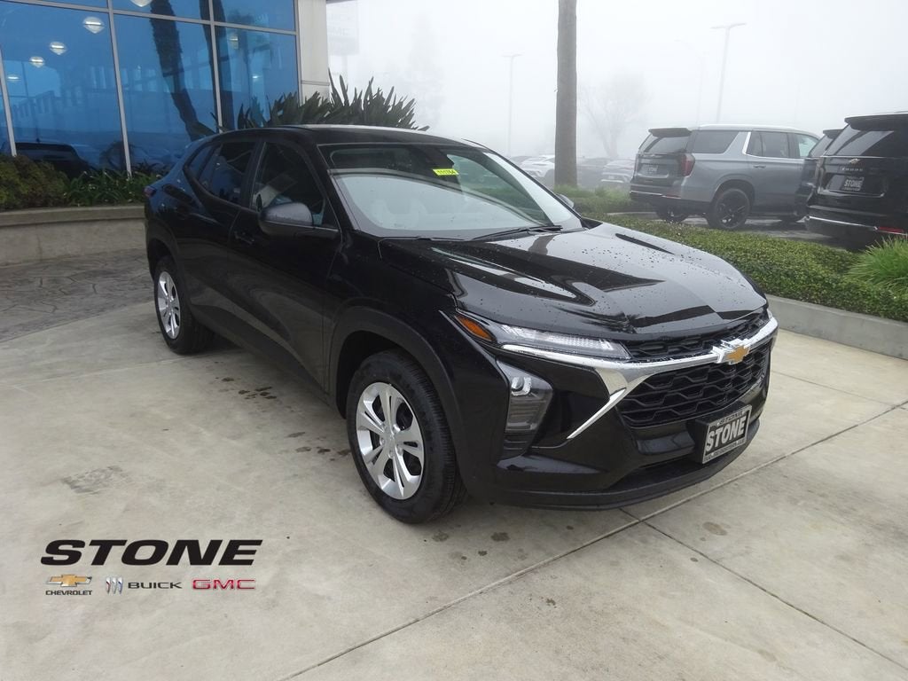 2026 Chevrolet Trax LS FWD