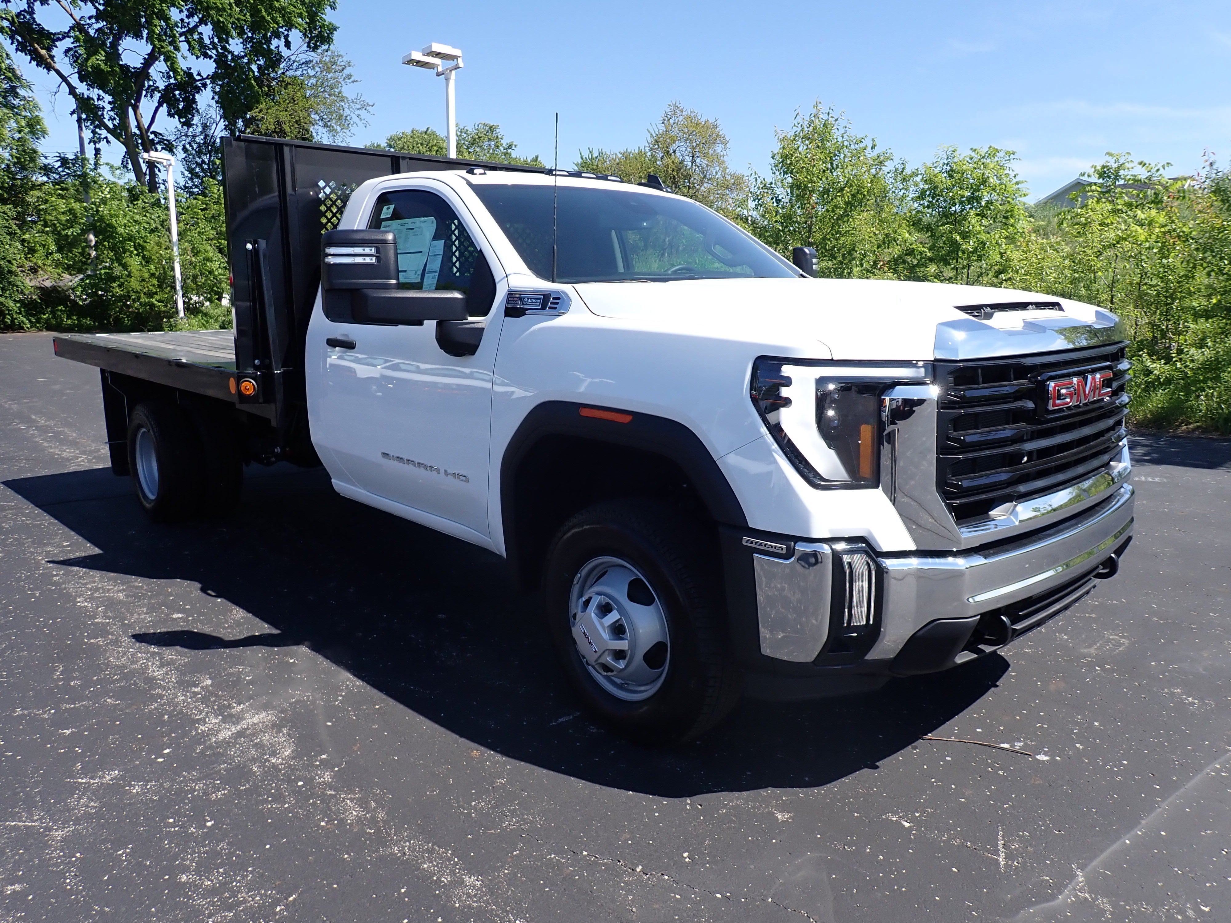 Summit White 2026 GMC Sierra 3500HD Chassis Pickup Truck Four-Wheel Drive Automatic