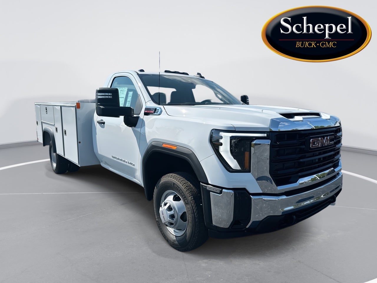 Summit White 2025 GMC Sierra 3500HD Chassis Pickup Truck Four-Wheel Drive Automatic