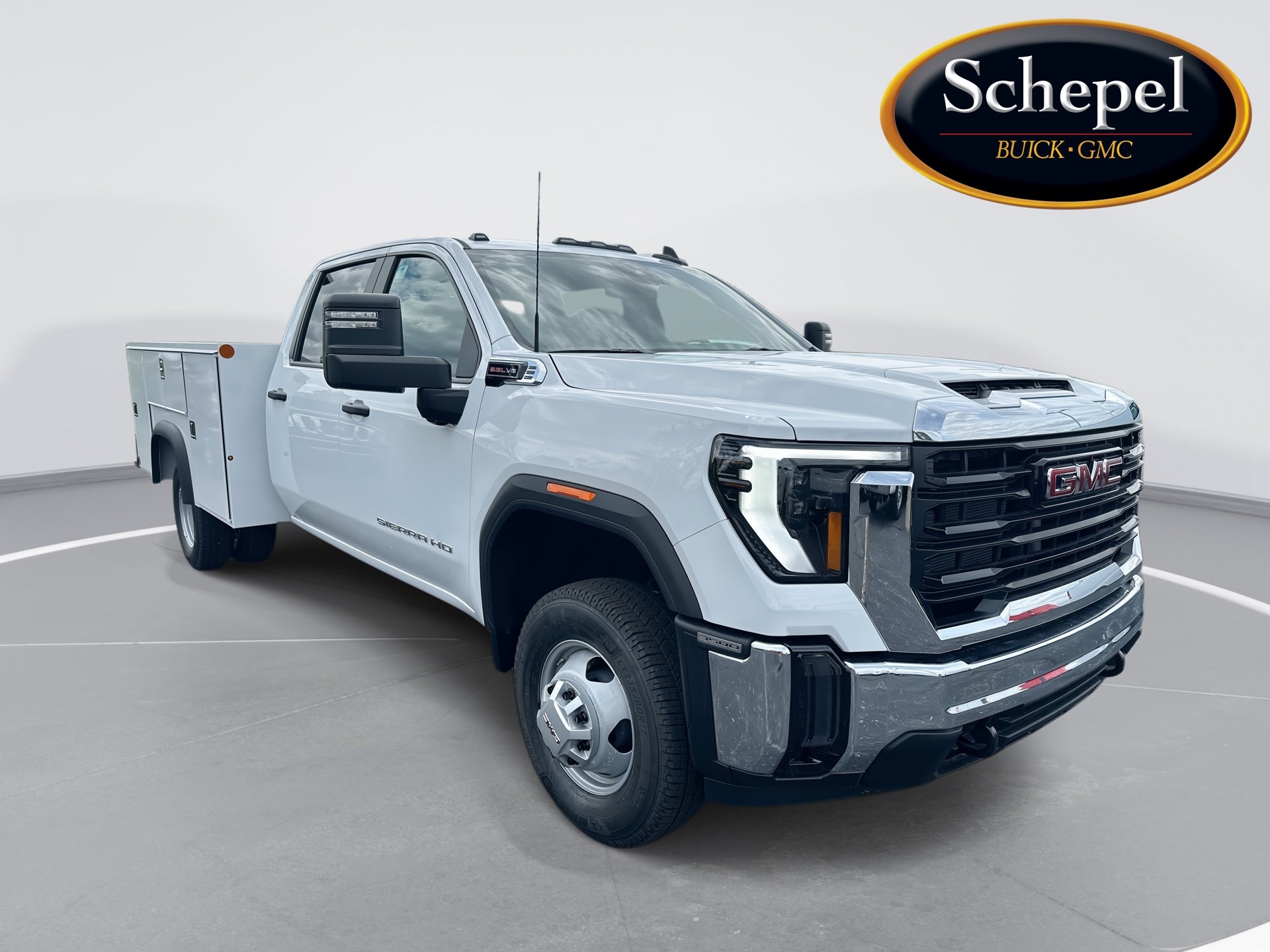 Summit White 2026 GMC Sierra 3500HD Chassis Pro Crew Cab 4WD Pickup Truck Four-Wheel Drive Automatic