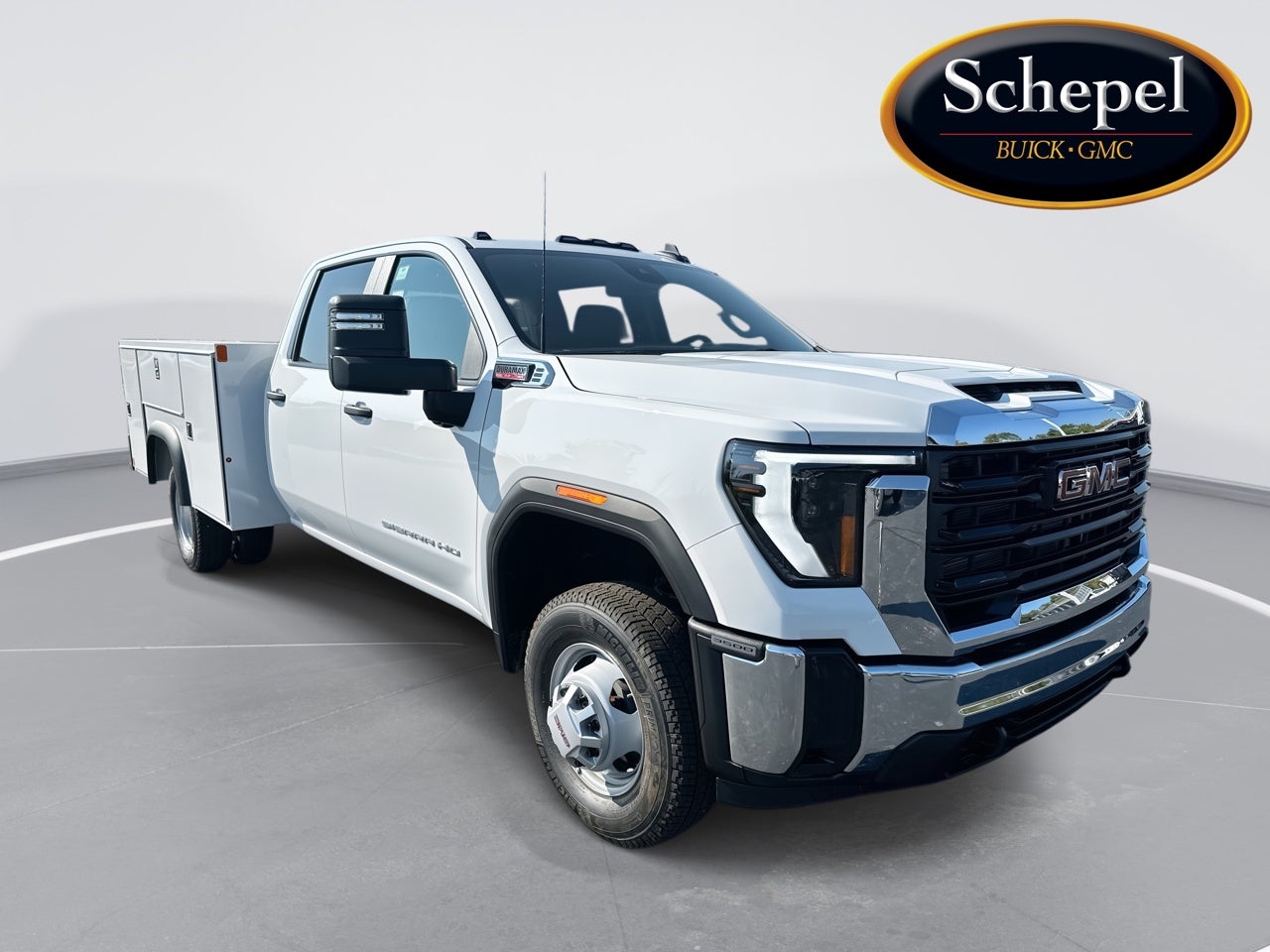 Summit White 2025 GMC Sierra 3500HD Chassis Pickup Truck Four-Wheel Drive Automatic