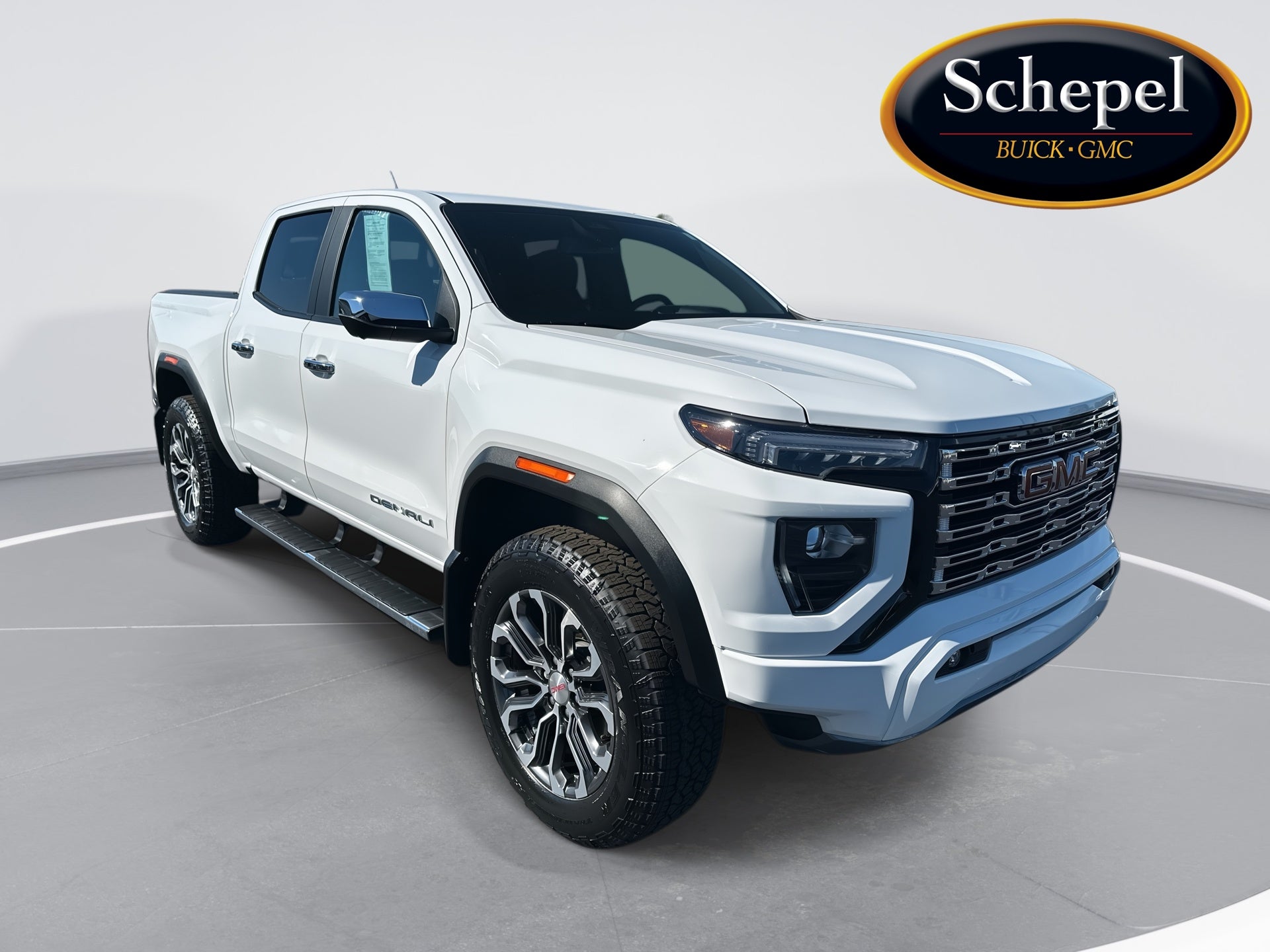 Summit White 2025 GMC Canyon Pickup Truck Four-Wheel Drive Automatic
