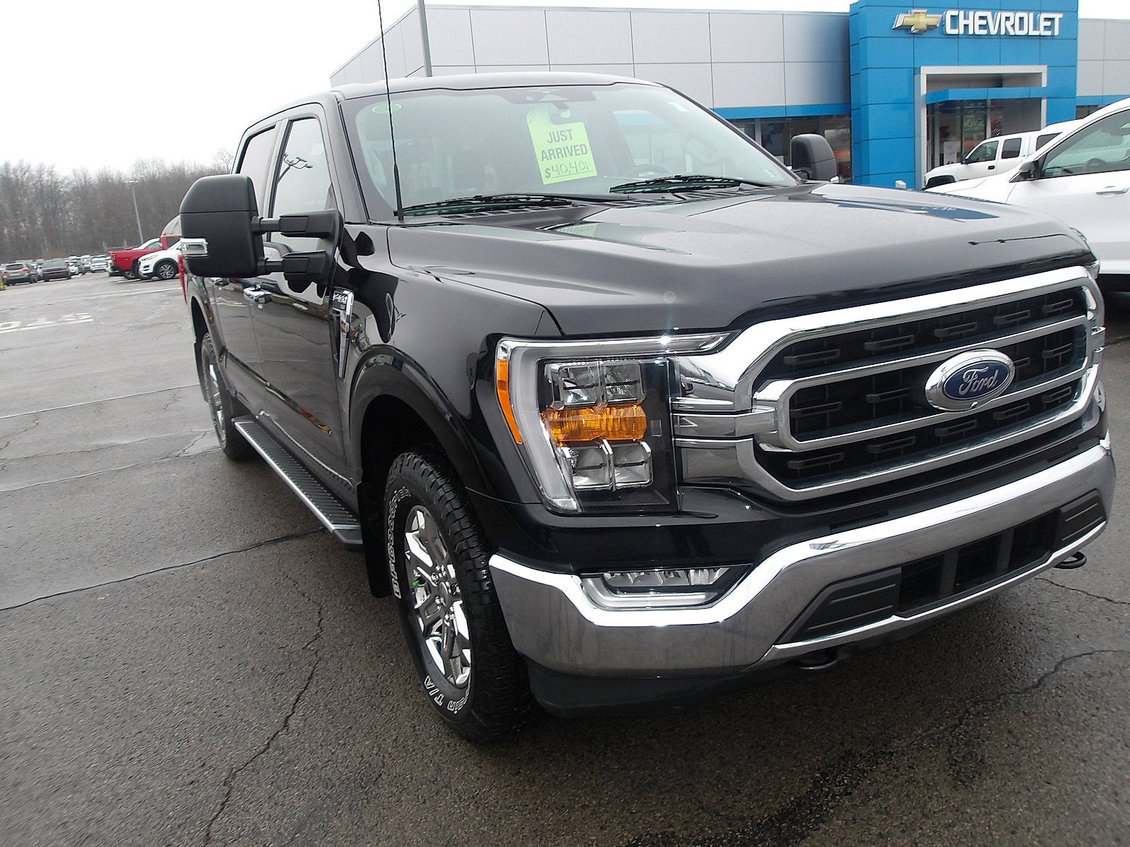 2023 Ford F-150 XL SuperCrew 4WD