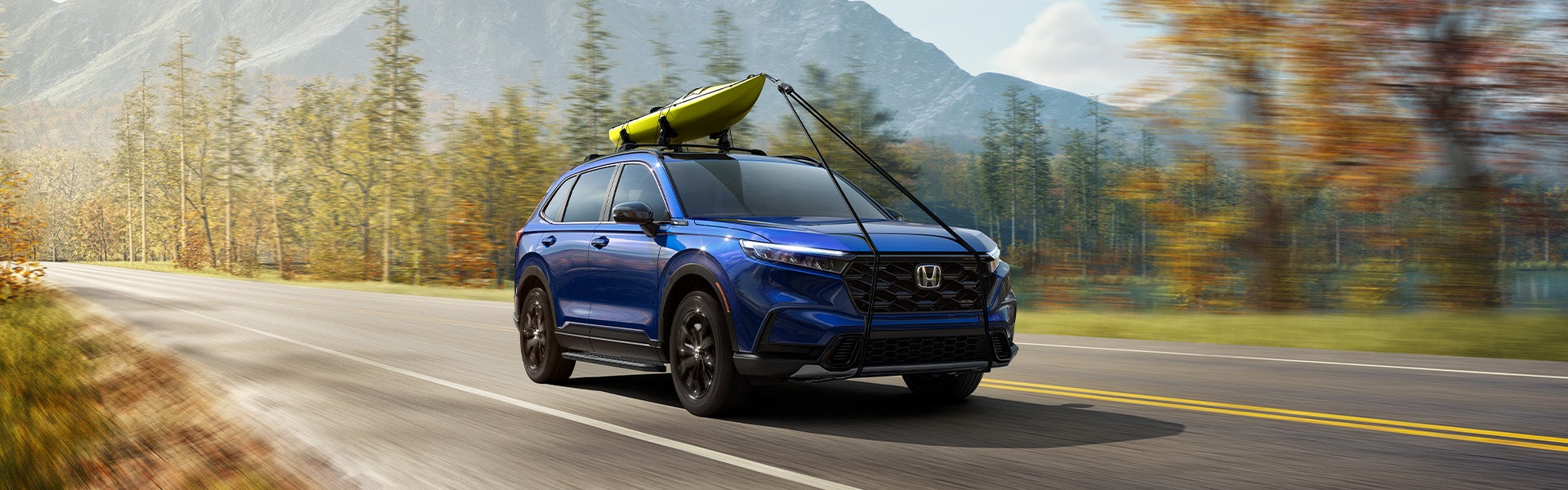 2023 Honda CR-V Carrying Kayak on Roof