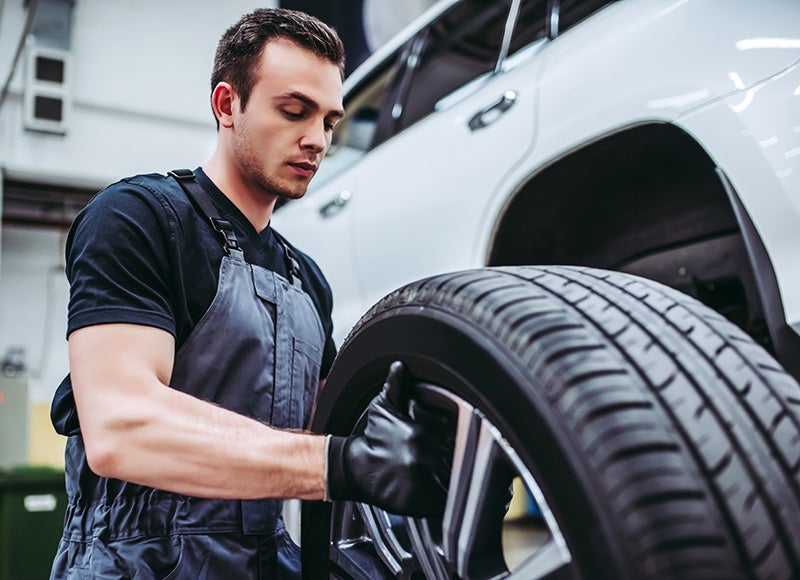 5 Winter Hyundai Tire Maintenance tips for drivers near Warren MI