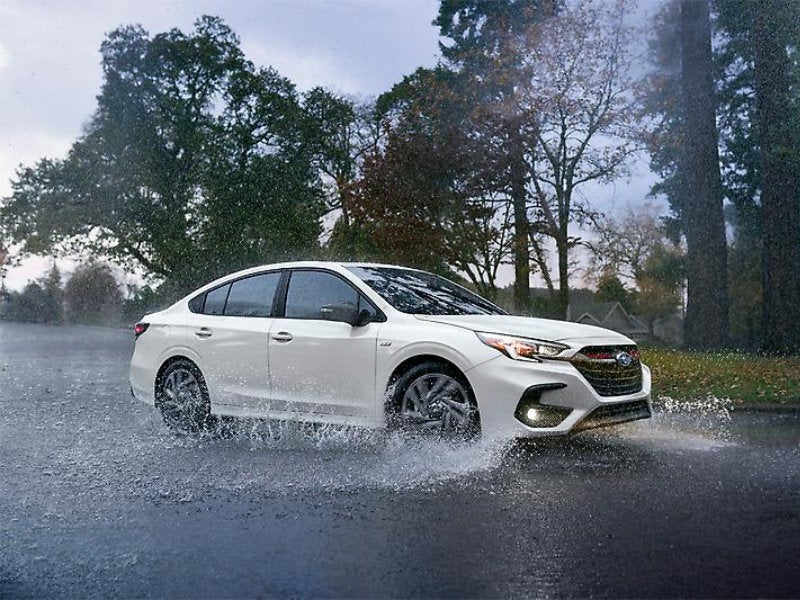 Midsize Sedan Comparison: 2023 Subaru Legacy vs 2023 Toyota Camry near Garden City MI