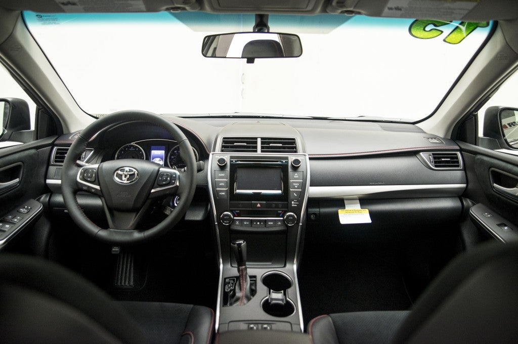 141003_15camry_0516