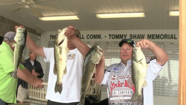 The over all winner ended up being boat 37, Glenn Gentry and Bart Blackburn with an amazing bag of 5 fish weighing at 24.76 lbs!
