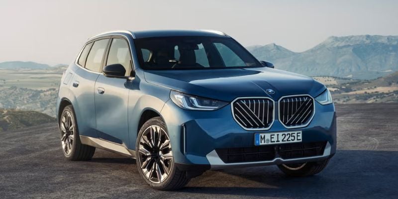2025 BMW X3 design