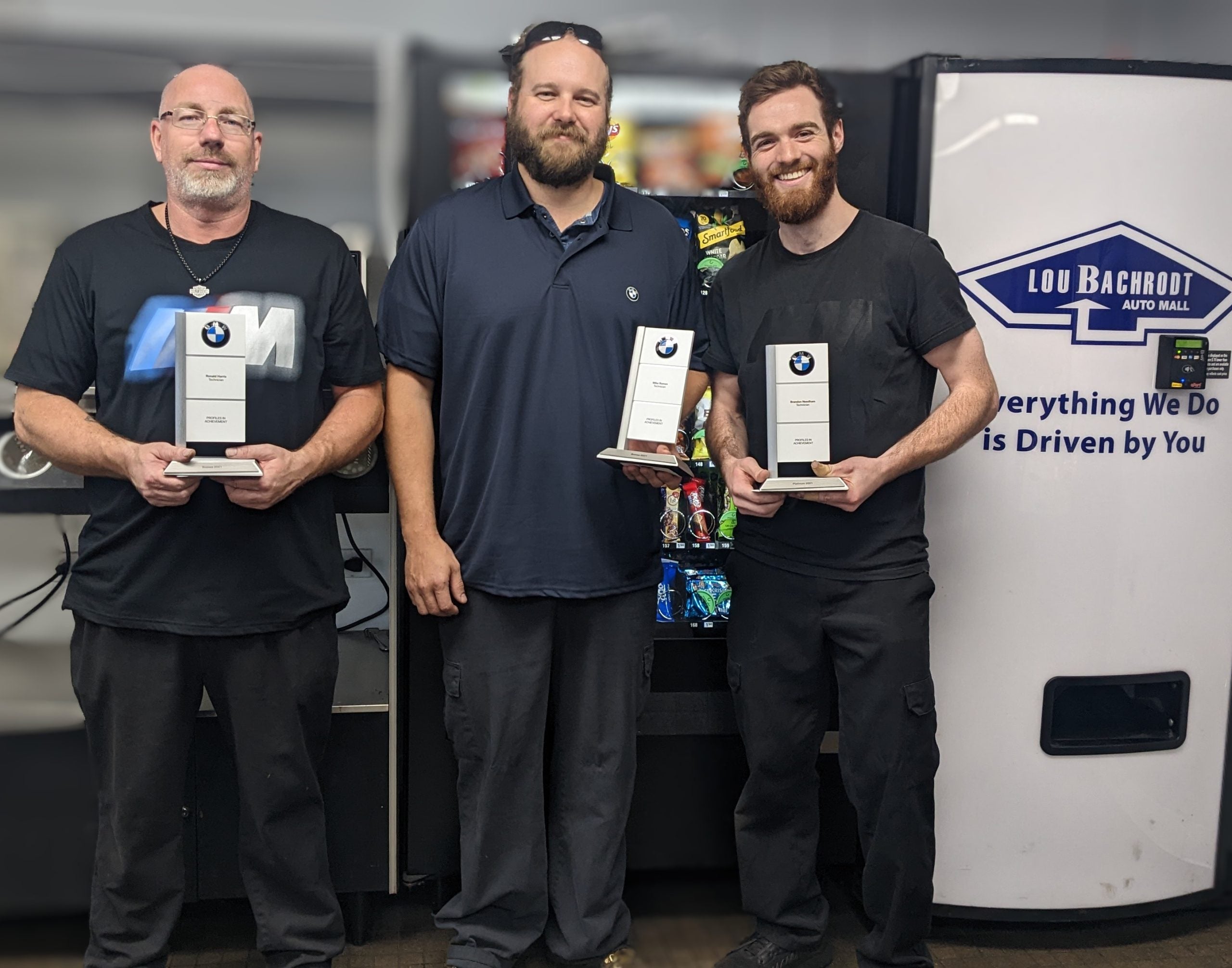 Employees Receiving The Achievement Award