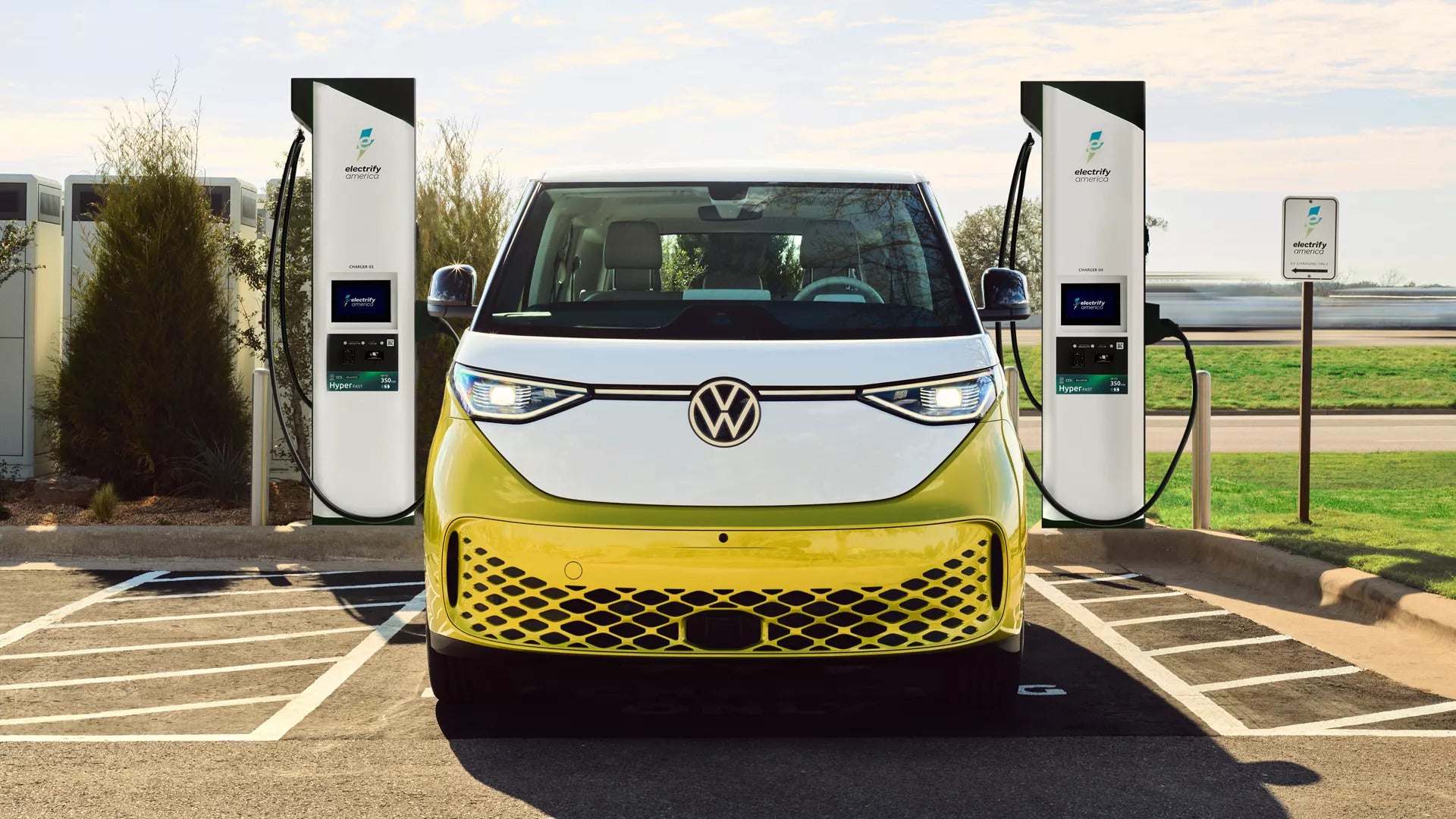 A 2024 VW ID. Buzz charging: perfect for the ComEd EV Commercial Rebate Program