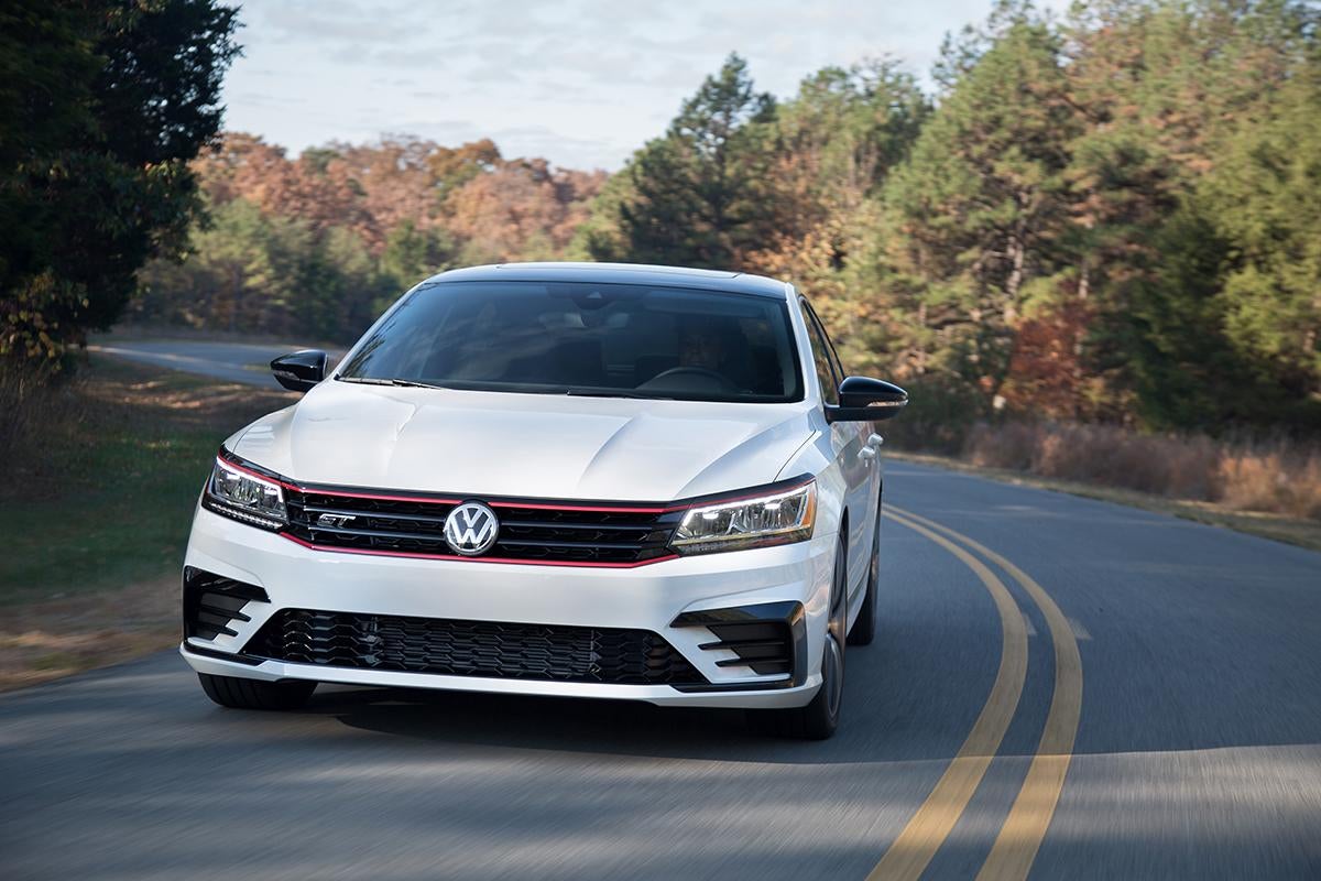 volkswagen-passat-gt-concept-front