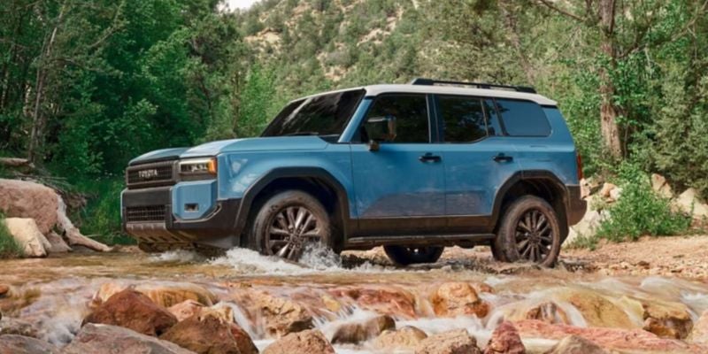 2027 Toyota Land Cruiser design