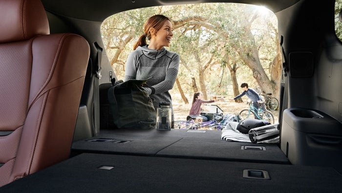 2016-Mazda-CX9-Interior-Folding-Seats (700x394)
