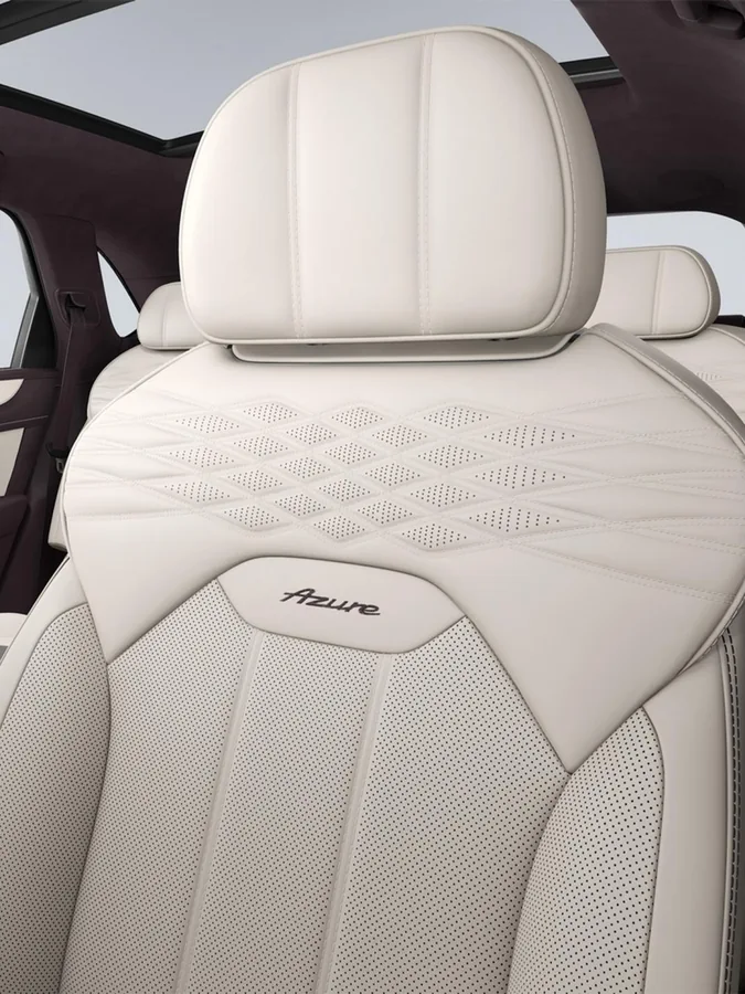 Bentley Bentayga Azure front seat with quilted leather upholstery