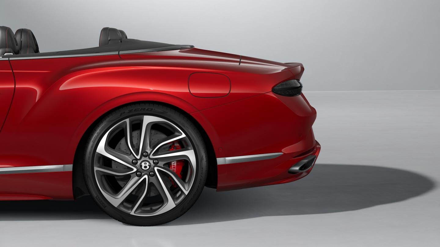 Continental GTC Speed rear wheel, sculpted bodywork and tail lamp