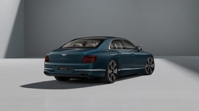 Rear three-quarter view of the Flying Spur Azure