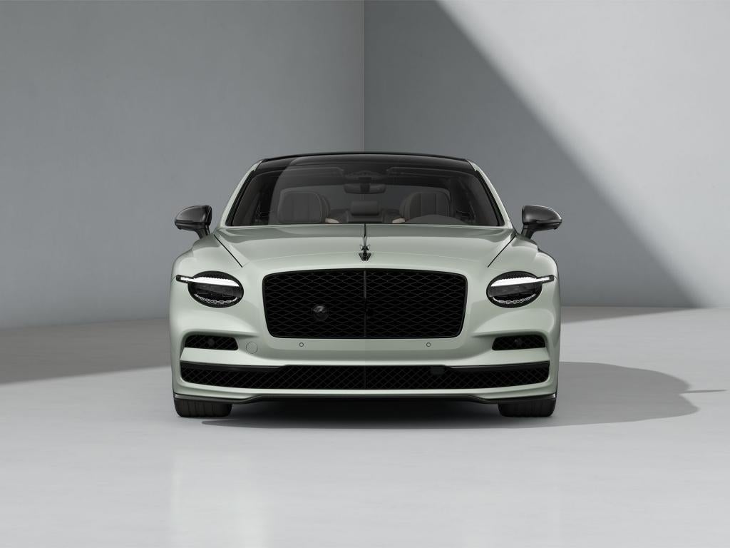 Front view of the Bentley Flying Spur S with Blackline Specification