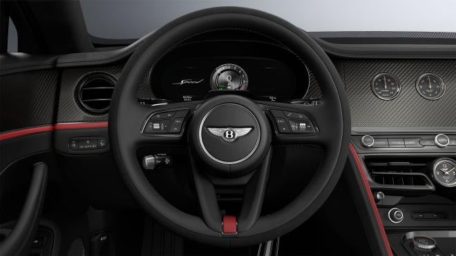 Flying Spur Speed steering wheel and driver displays