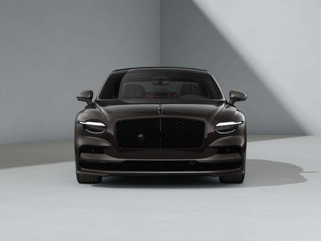 Front view of the Flying Spur Speed with Blackline Specification