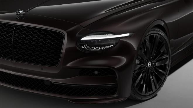 Flying Spur Speed Precision headlamp and front wheel