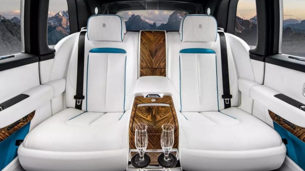 rolls_royce_cullinan_interiors