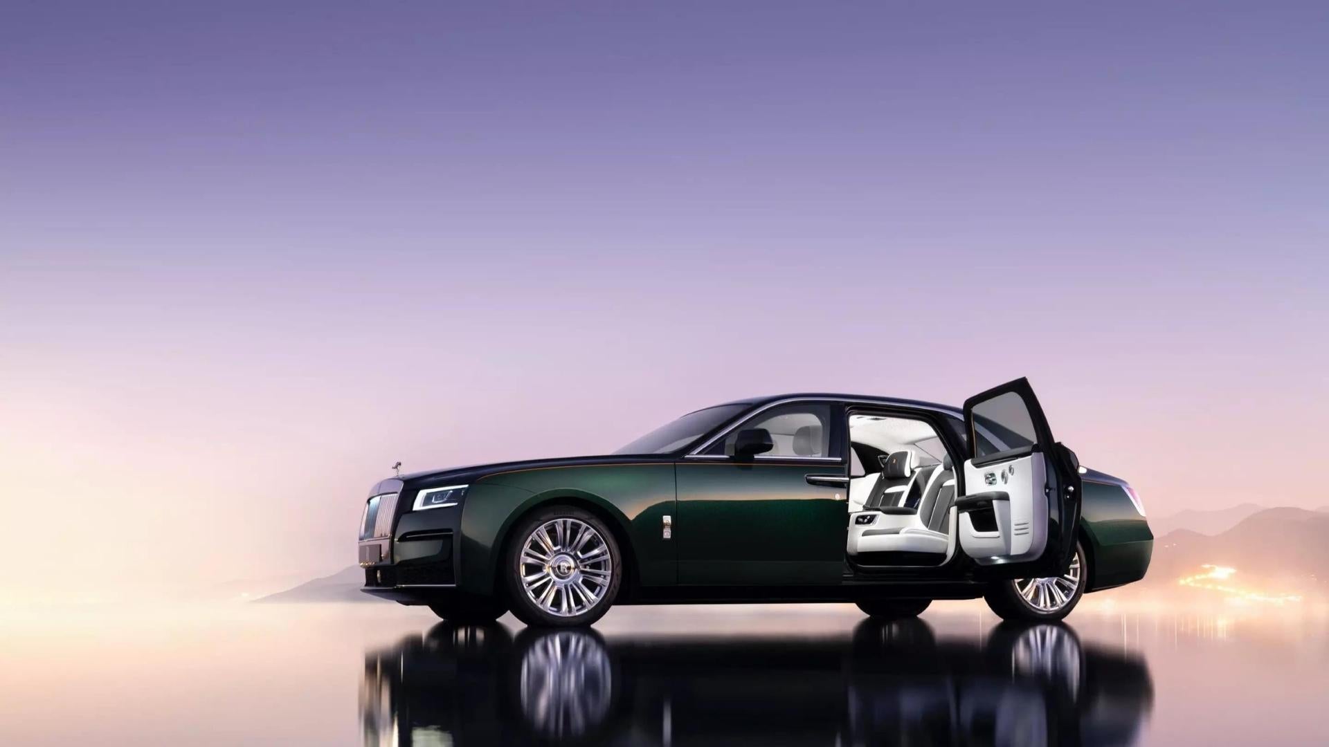 rolls_royce_open_door