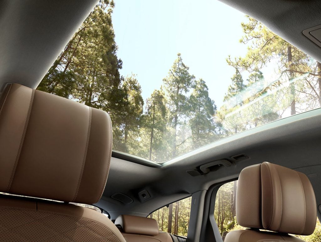 Jaguar XF best interior features