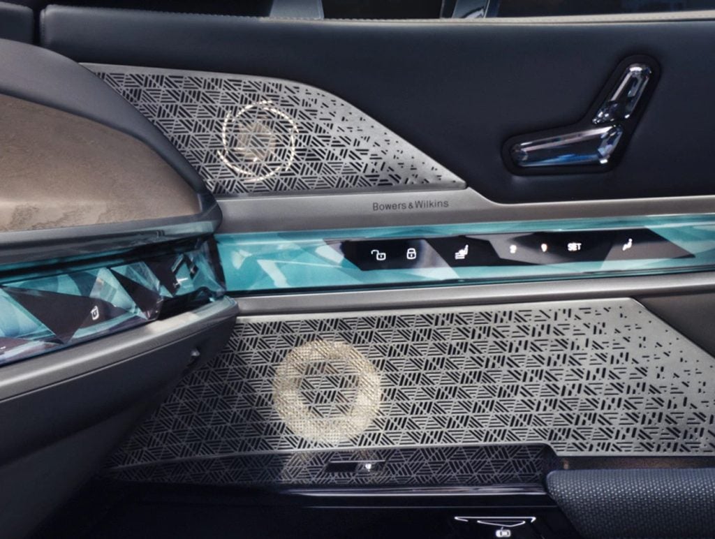 BMW 7 series incredible sound