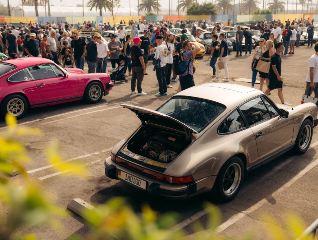 Porsche Luft 8 Indigo car