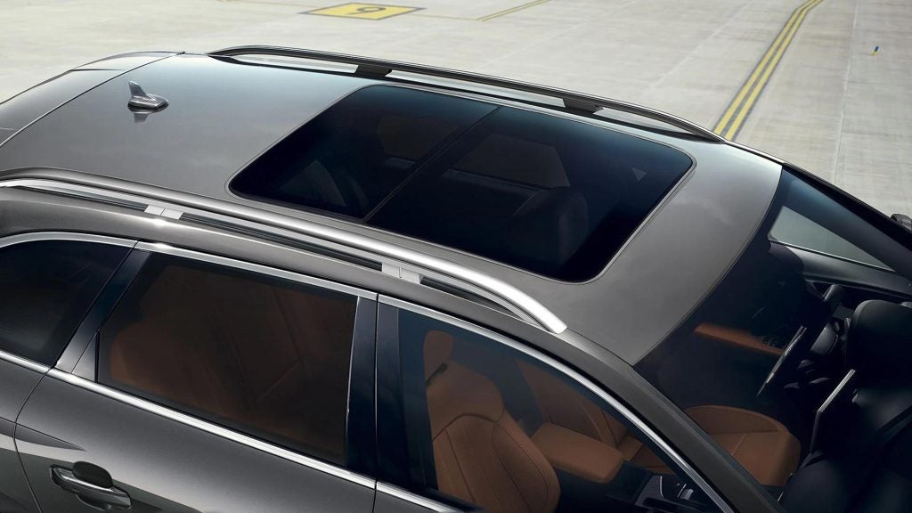Audi Pure Protection Visible and audible devices