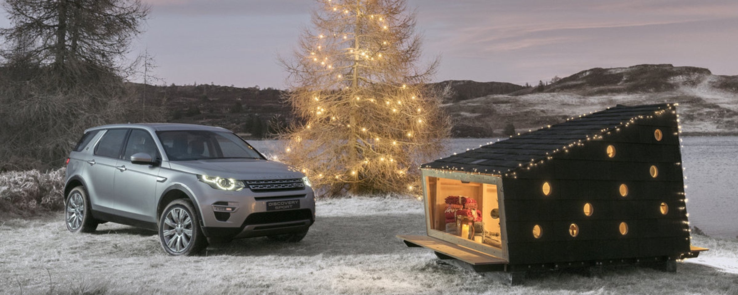 landrover_christmascabin