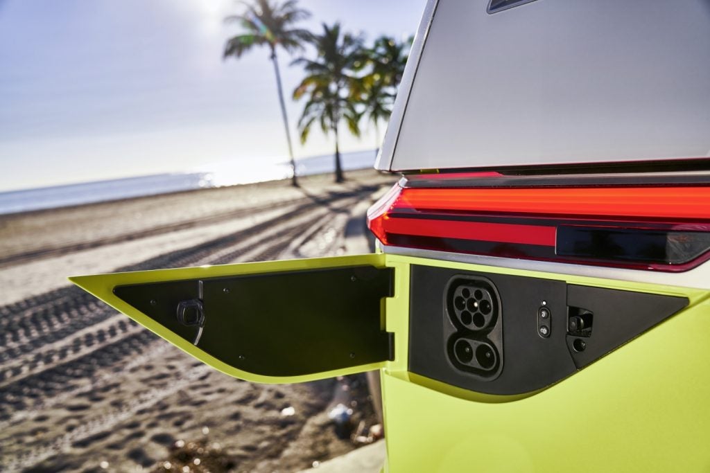 VW ID Buzz Battery Plug