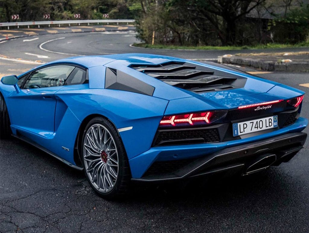 lamborghini aventador lights