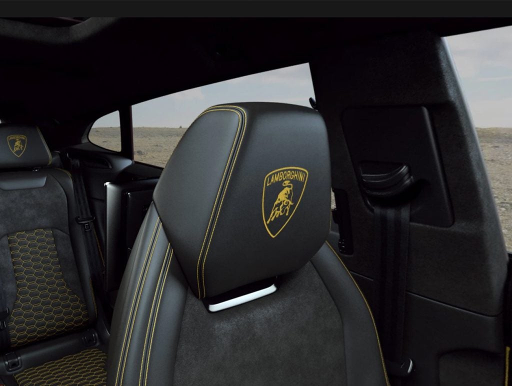 lamborghini urus interior seats