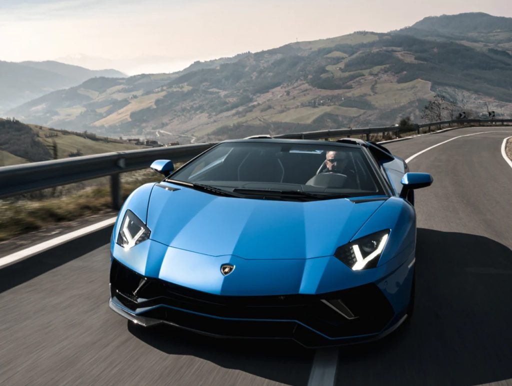 lamborghini aventador front