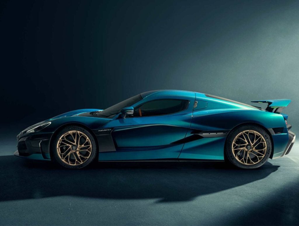 Rimac Nevera_side