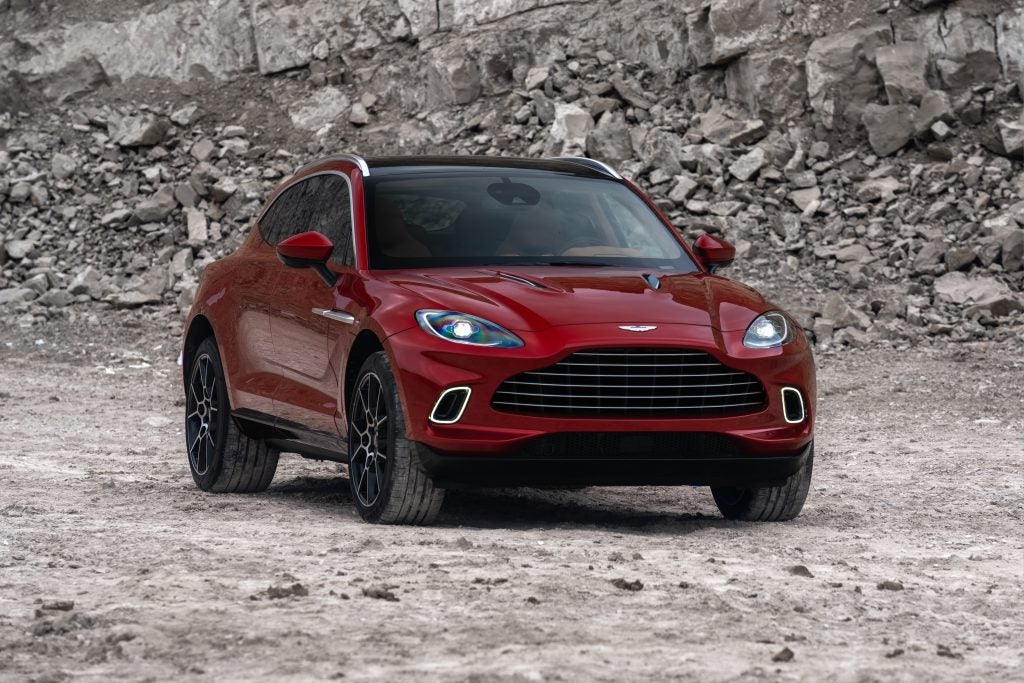Aston_Martin_DBX05-jpg