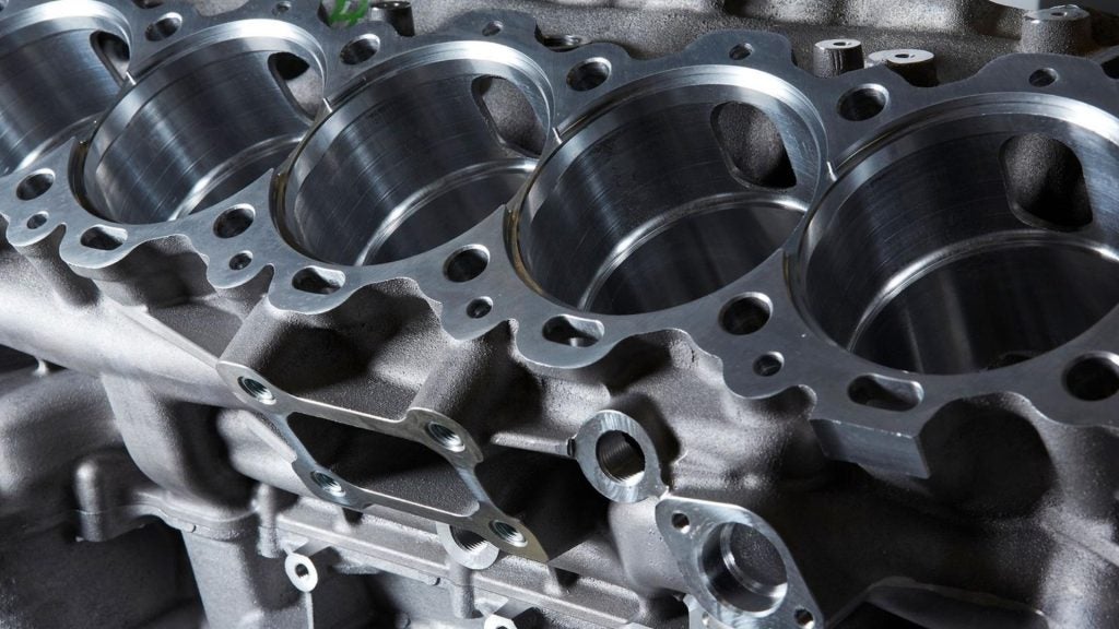 Ferrari purosangue engine
