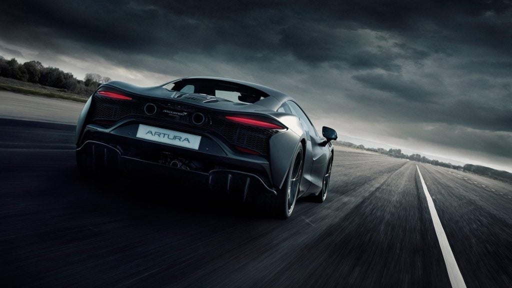 McLaren honors Queen Elizabeth with a Jubilee Edition Car