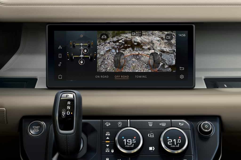 LR_DEF_20MY_Interior_100919_11_0