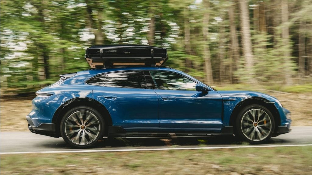 Porsche Roof Tent Experience - Taycan Turbo S Cross Turismo