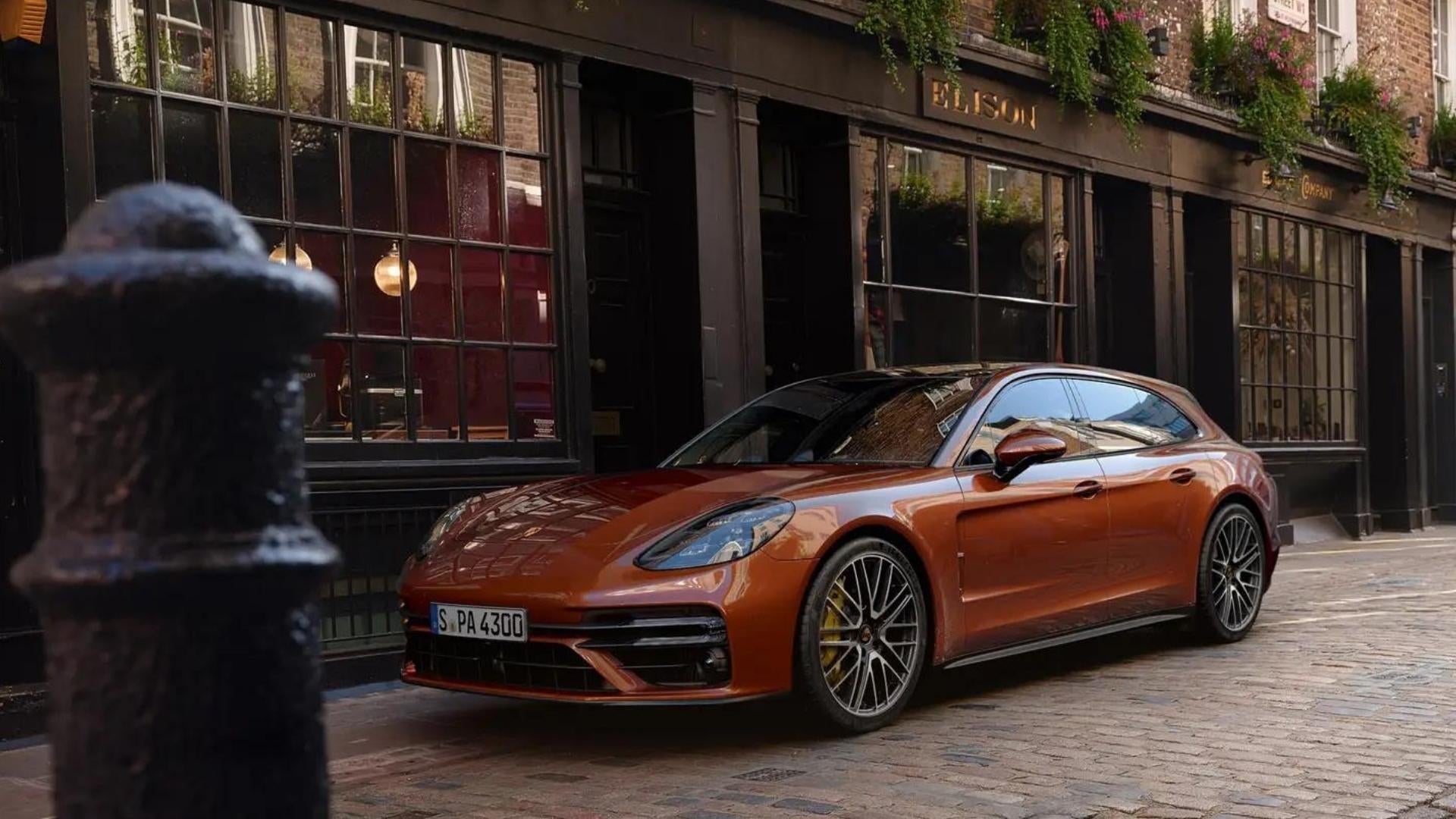 model-series-g2-2nd-panamera-highlights-06